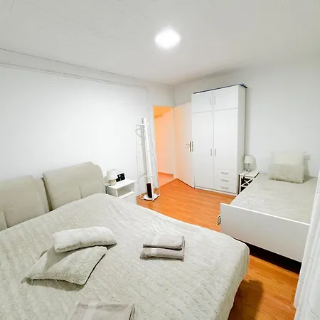 Sentvid Apartment Ljubljana